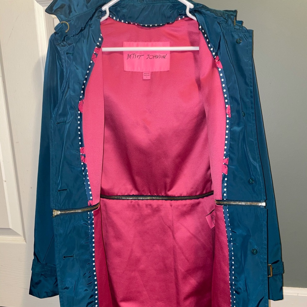 NEW Betsey Johnson 2-in-1 Convertible Rain Jacket